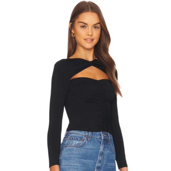 superdown Gabby Cut Out Top in Black NWT - Picture 2 of 3
